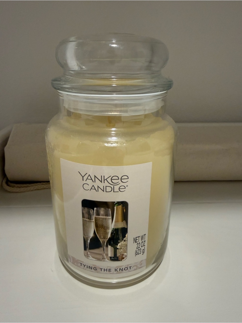 Yankee Candle Cream Jar Candle - Tying The Knot